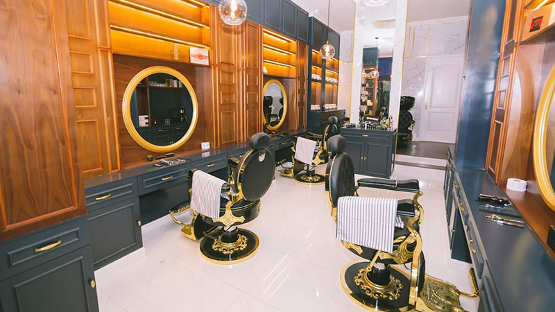 10 of the most popular and stylish men's barbershops in Ho Chi Minh City.